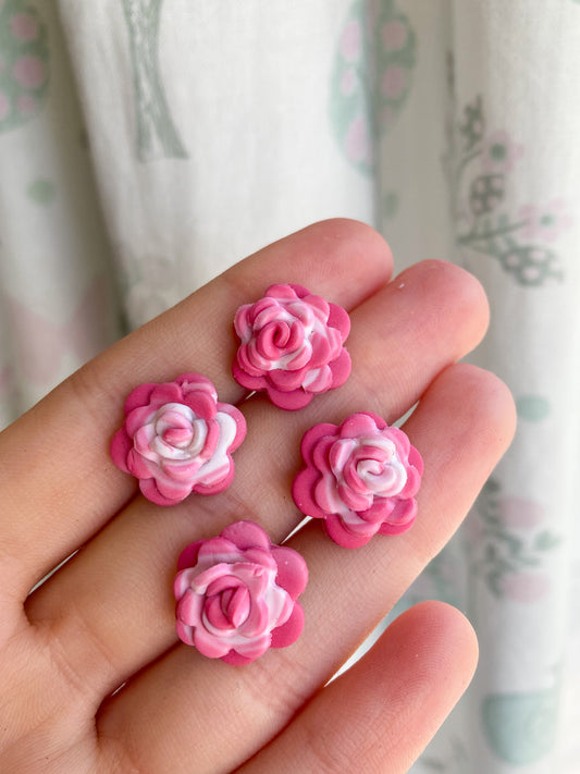 Milkshake Rose studs