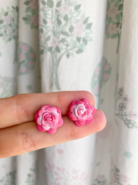 Milkshake Rose studs