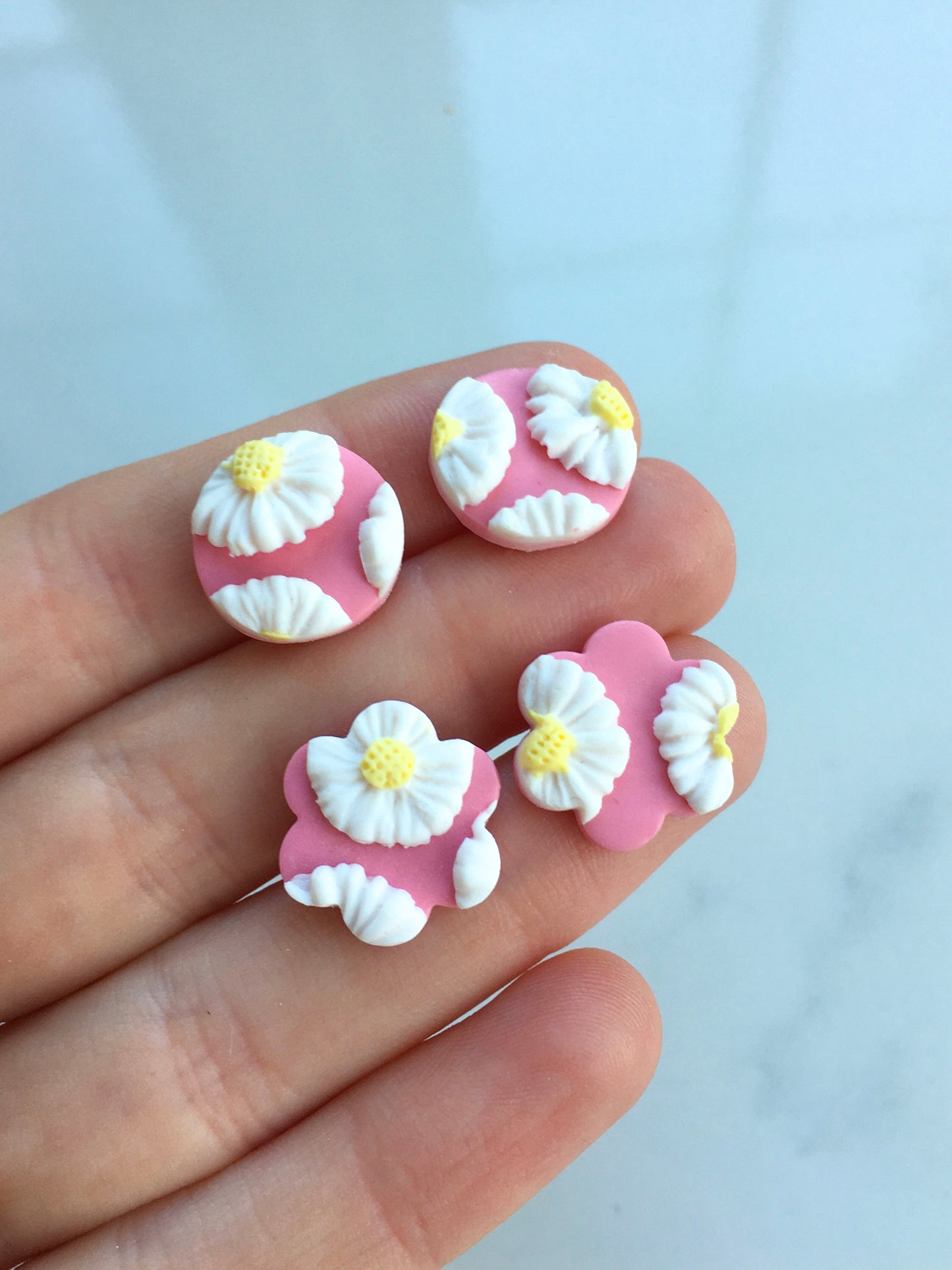 Blush Daisy studs