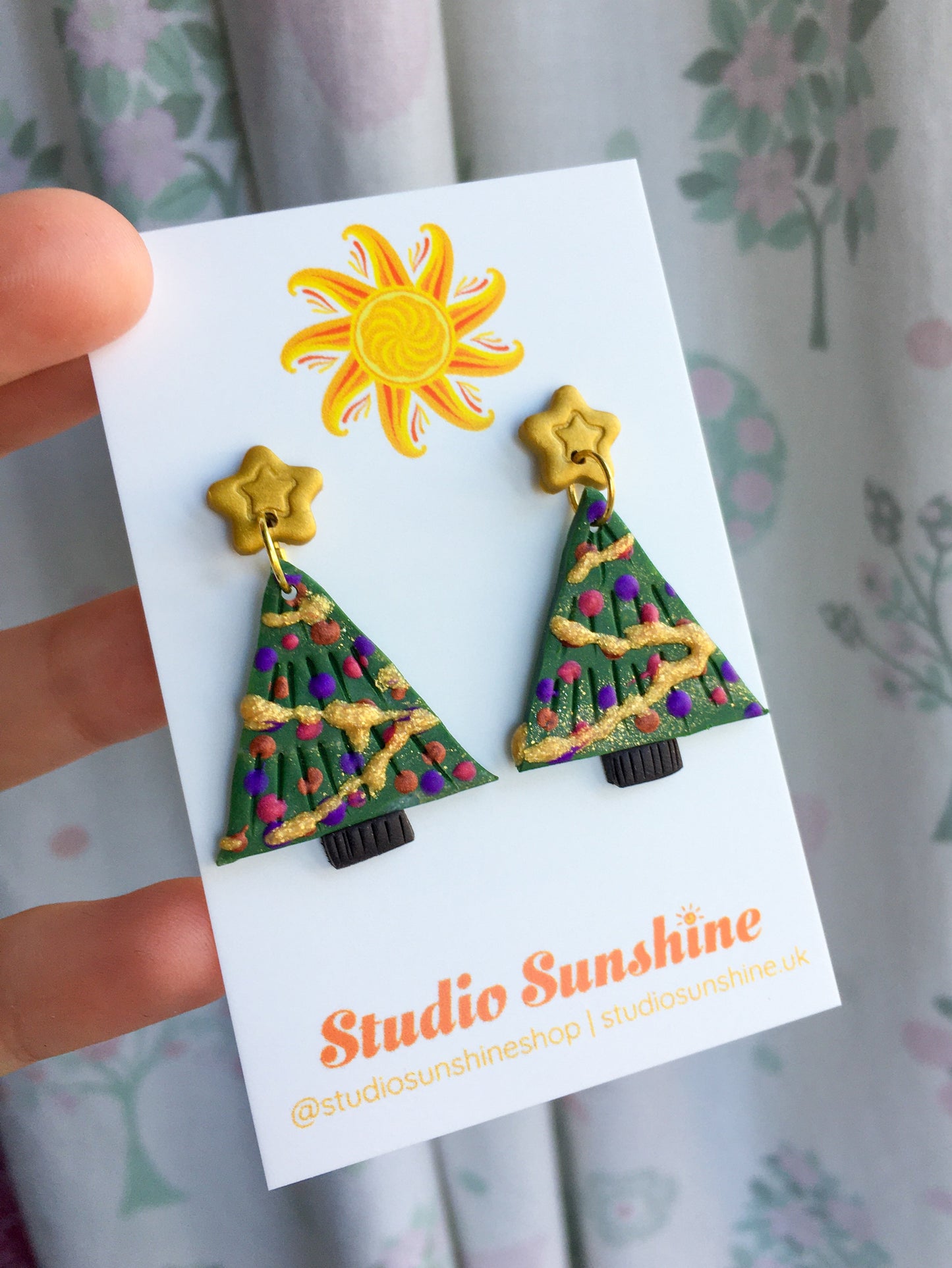 Rockin' Around The Christmas Tree