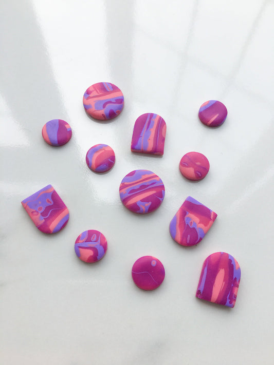 Bubblegum Groove studs - Various